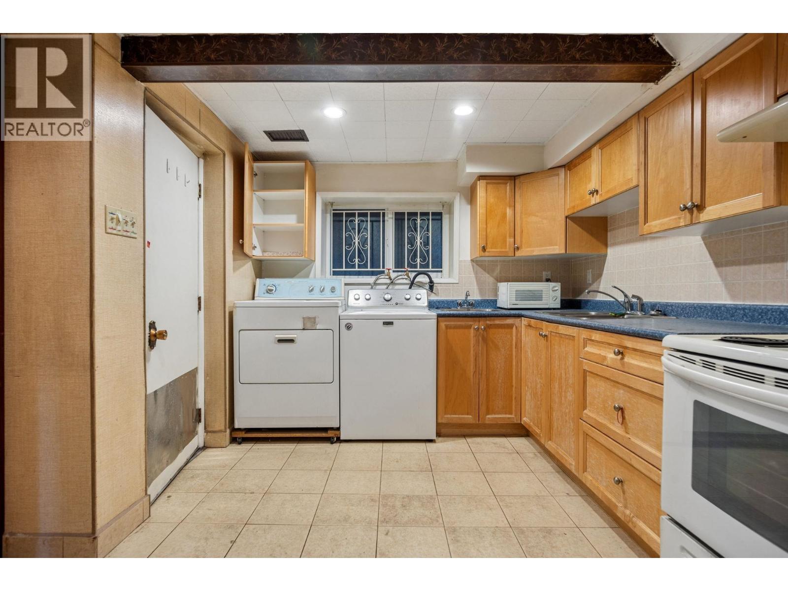 1388 E 60th Avenue, Vancouver, British Columbia  V5X 2A9 - Photo 25 - R3116885