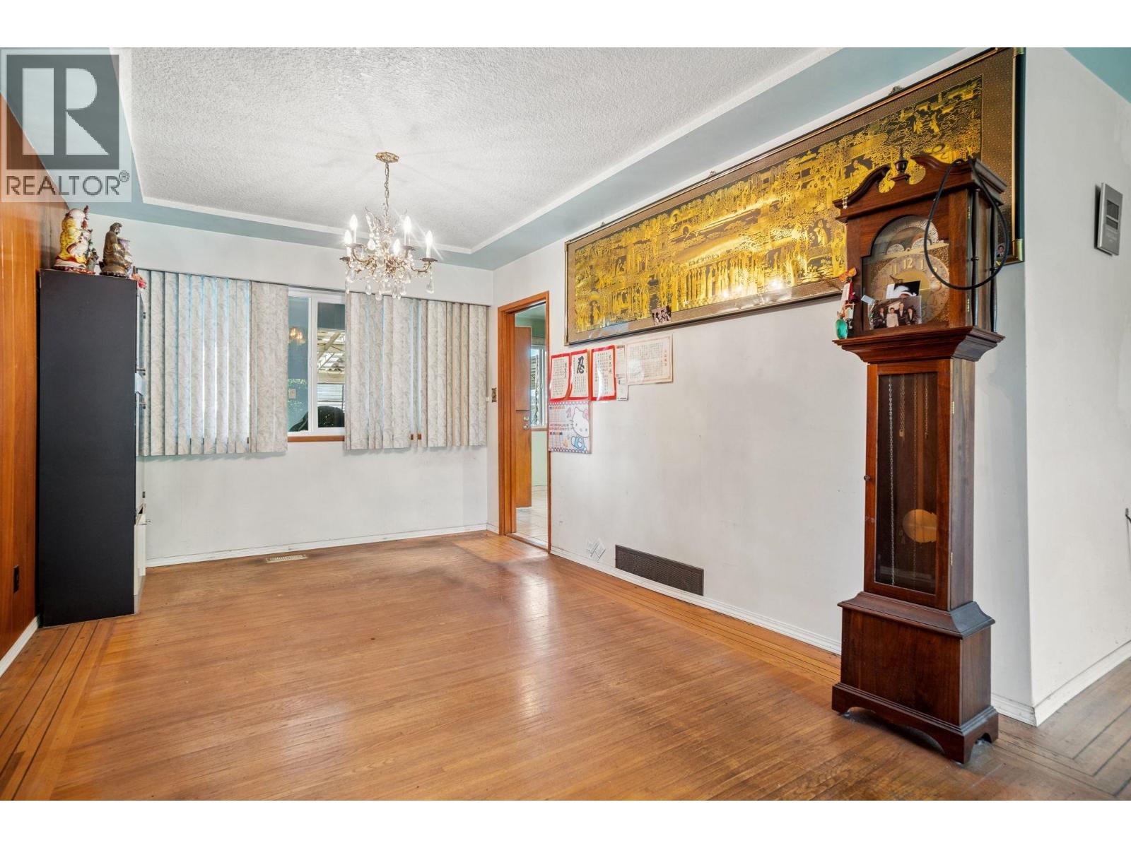 1388 E 60th Avenue, Vancouver, British Columbia  V5X 2A9 - Photo 8 - R3116885