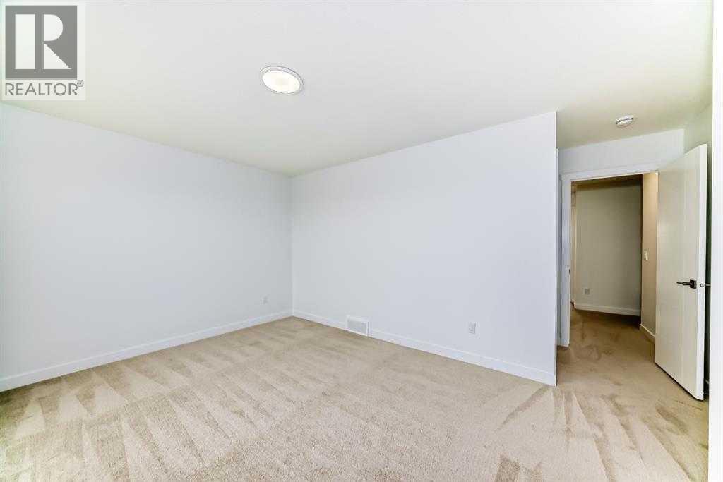 45, 145 Chelsea Mews, Chestermere, Alberta  T1X 3H2 - Photo 15 - A2297404