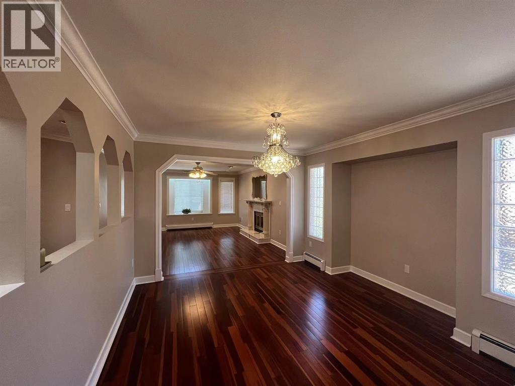 6970 Willingdon, Burnaby, British Columbia  V5J 3R2 - Photo 7 - R3116889