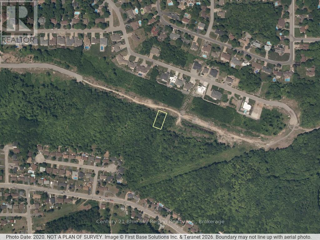 70 Kenreta Drive, North Bay, Ontario  P1C 0A5 - Photo 2 - X12793122