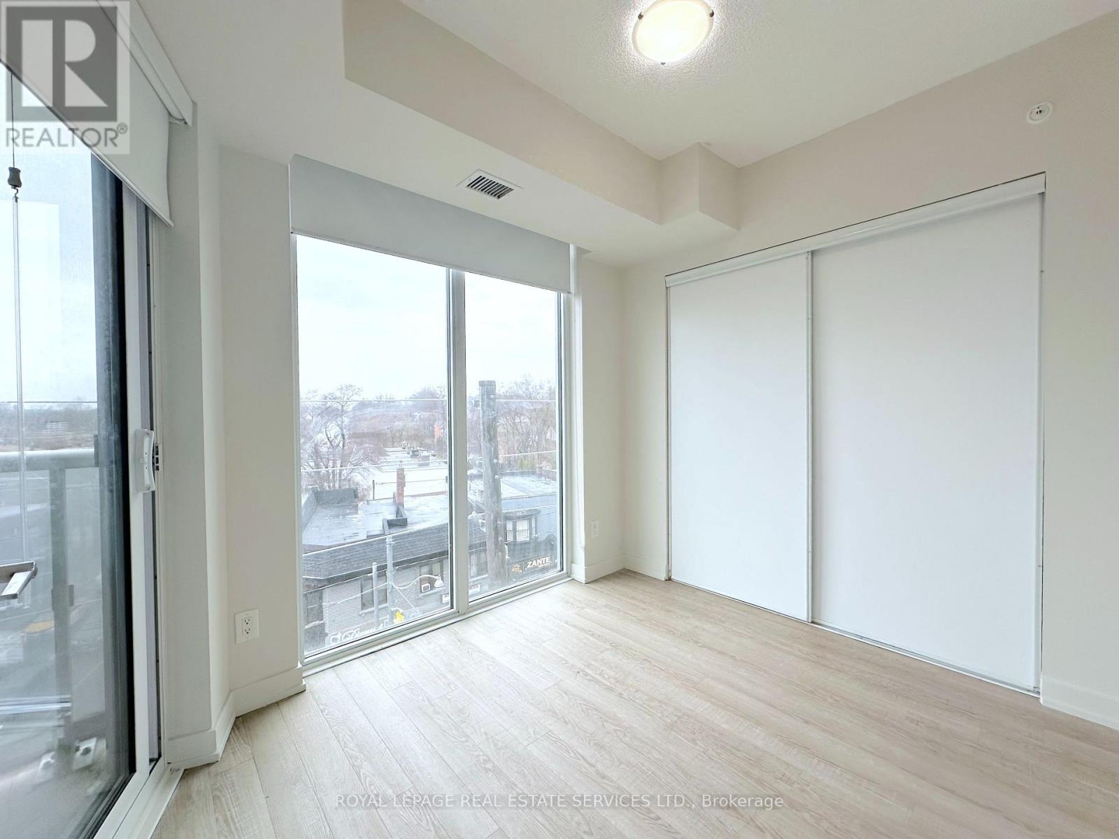 404 - 763 Woodbine Avenue, Toronto, Ontario  M4E 2J4 - Photo 8 - E13054830