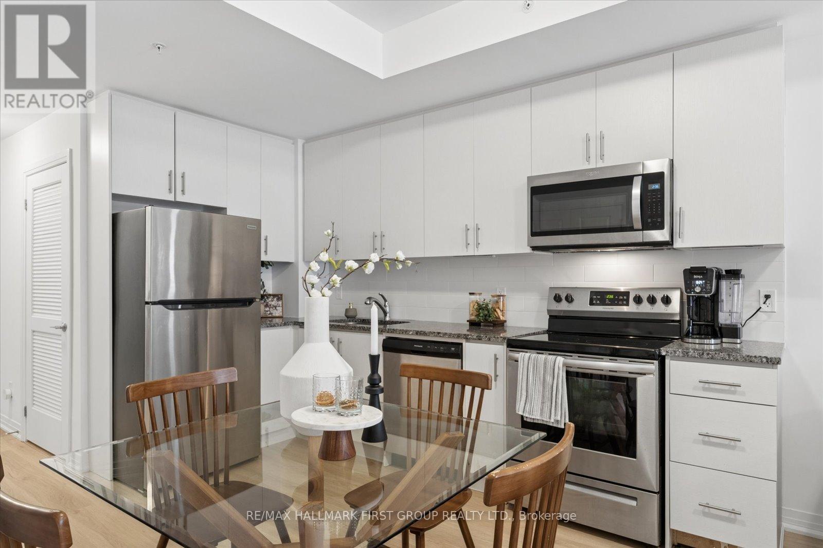 1013 - 2635 William Jackson Drive, Pickering, Ontario  L1X 0L5 - Photo 8 - E13054902