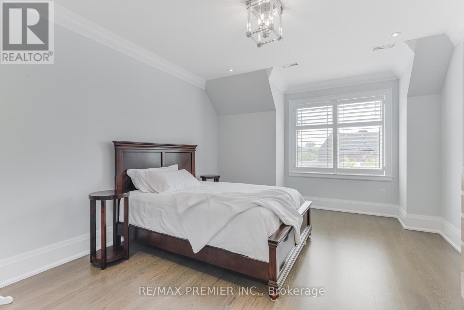 111 Codsell Avenue, Toronto, Ontario  M3H 3W2 - Photo 14 - C13047942