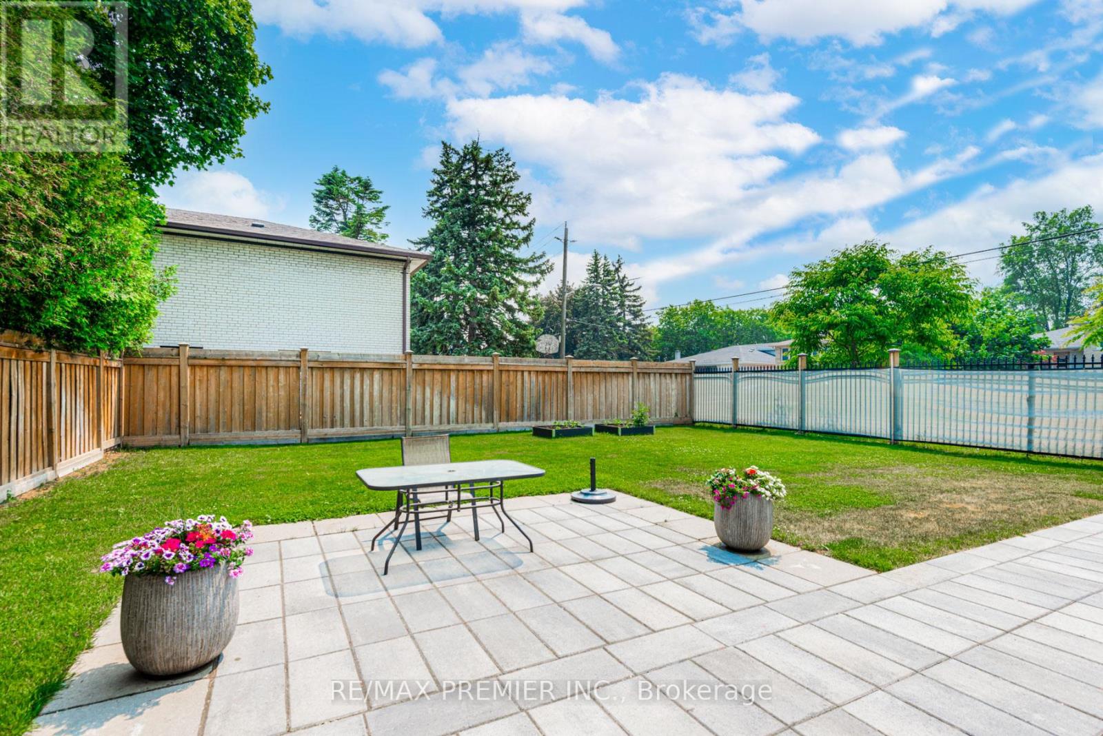 111 Codsell Avenue, Toronto, Ontario  M3H 3W2 - Photo 22 - C13047942