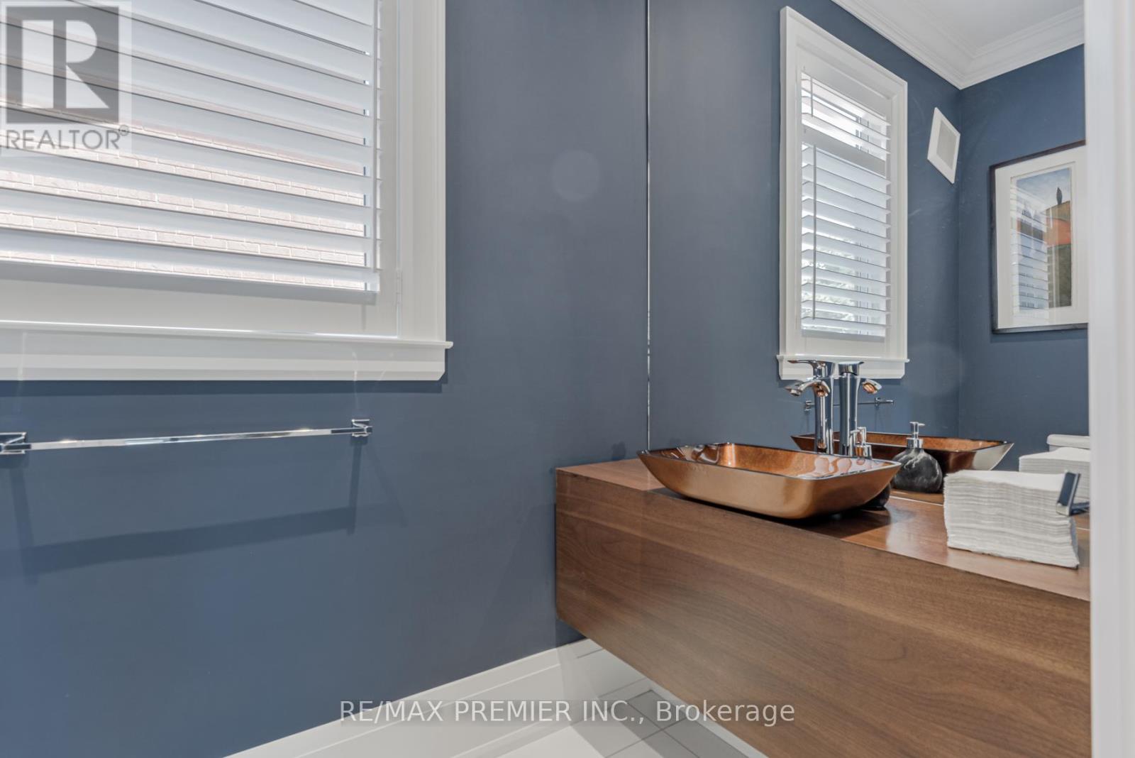 111 Codsell Avenue, Toronto, Ontario  M3H 3W2 - Photo 5 - C13047942