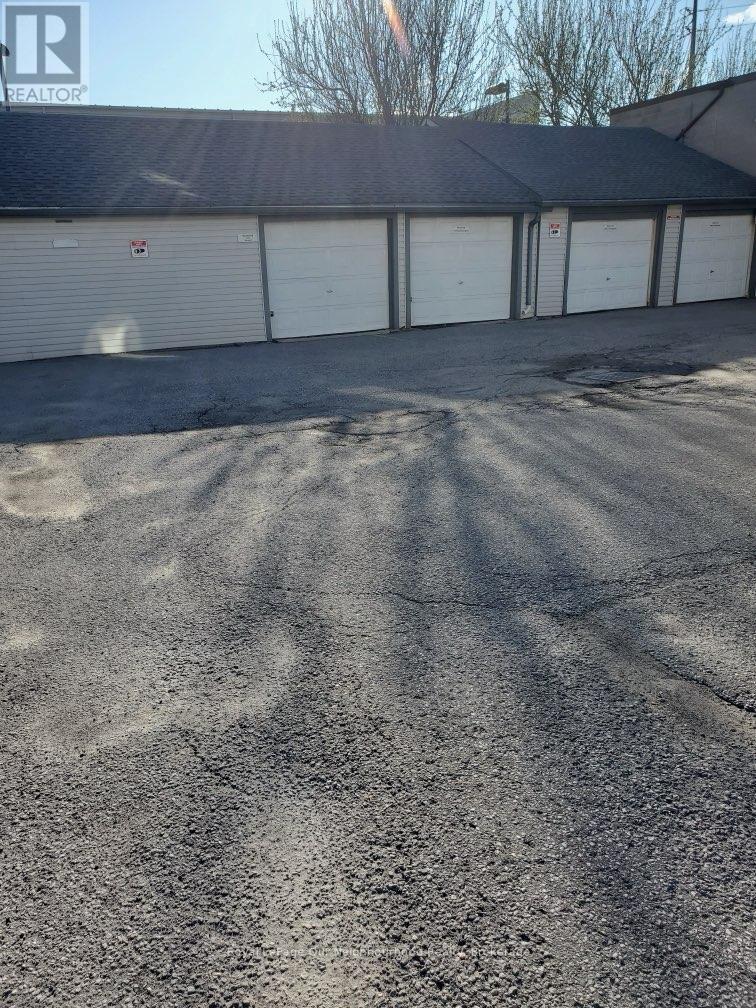 71 Albert Street, Oshawa, Ontario  L1H 4R1 - Photo 8 - E12957466