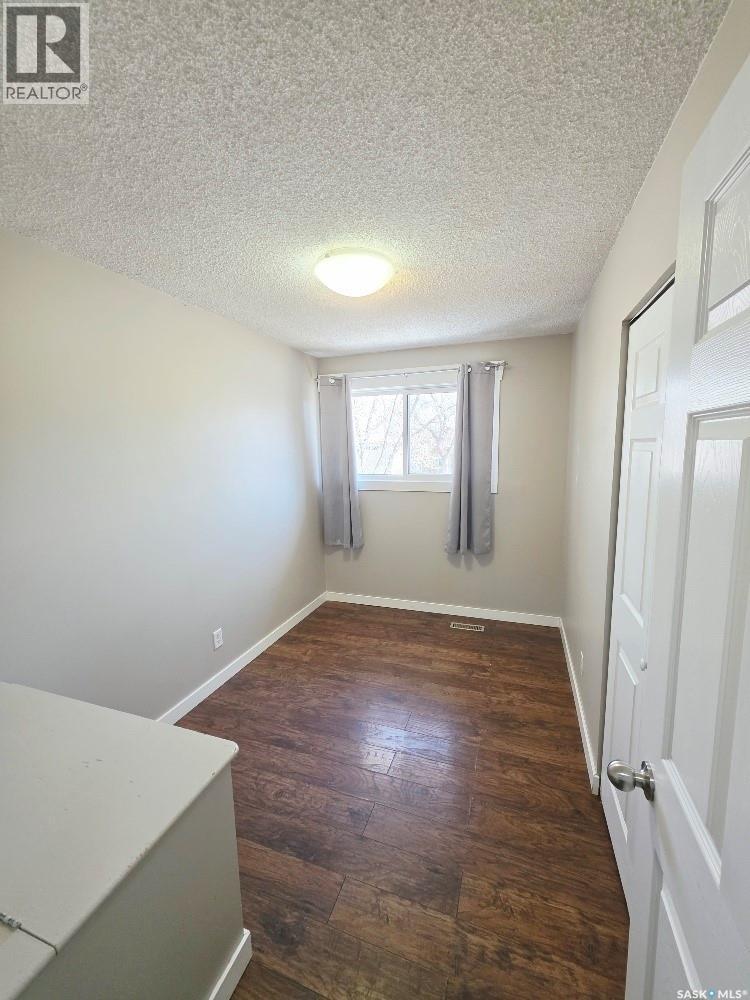 84 Rothwell Crescent, Regina, Saskatchewan  S4N 1R6 - Photo 10 - SK031747