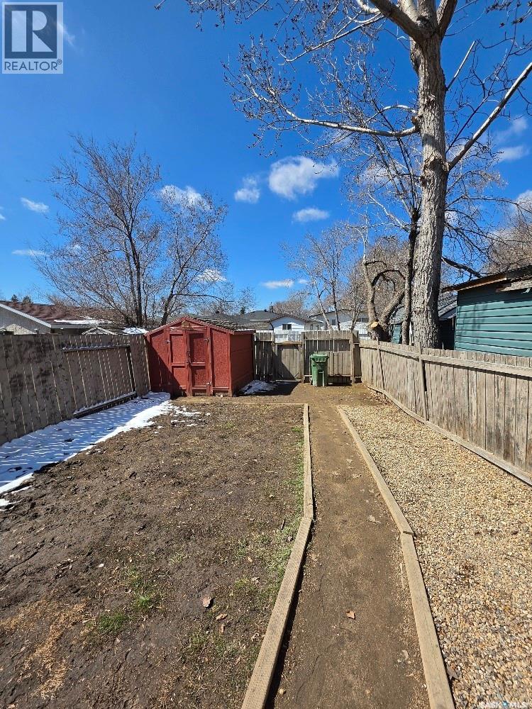 84 Rothwell Crescent, Regina, Saskatchewan  S4N 1R6 - Photo 21 - SK031747