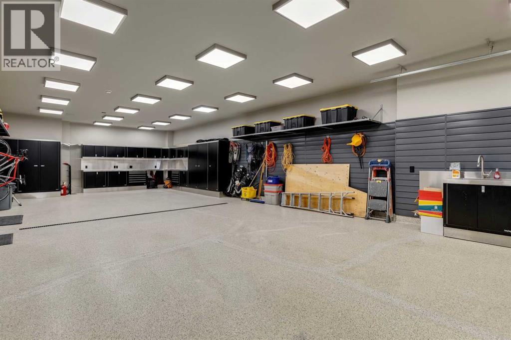 25 Posthill Drive Sw, Calgary, Alberta  T3H 0A8 - Photo 44 - A2281353