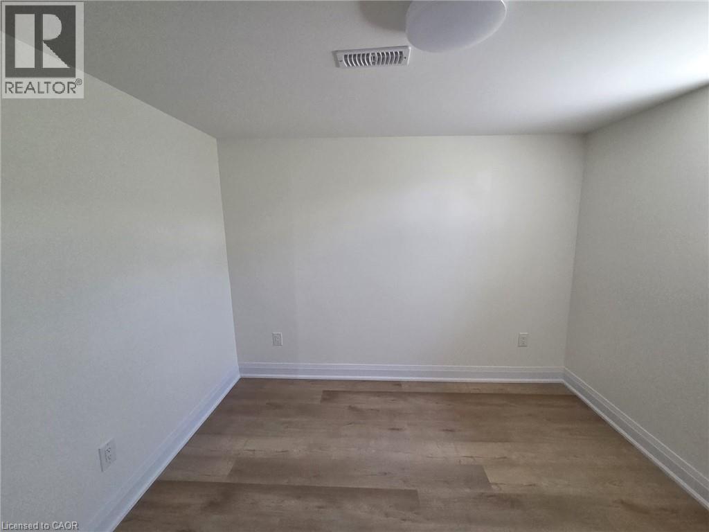 12 Ferndale Avenue Unit# Lower, St. Catharines, Ontario  L2P 1V3 - Photo 13 - 40824092