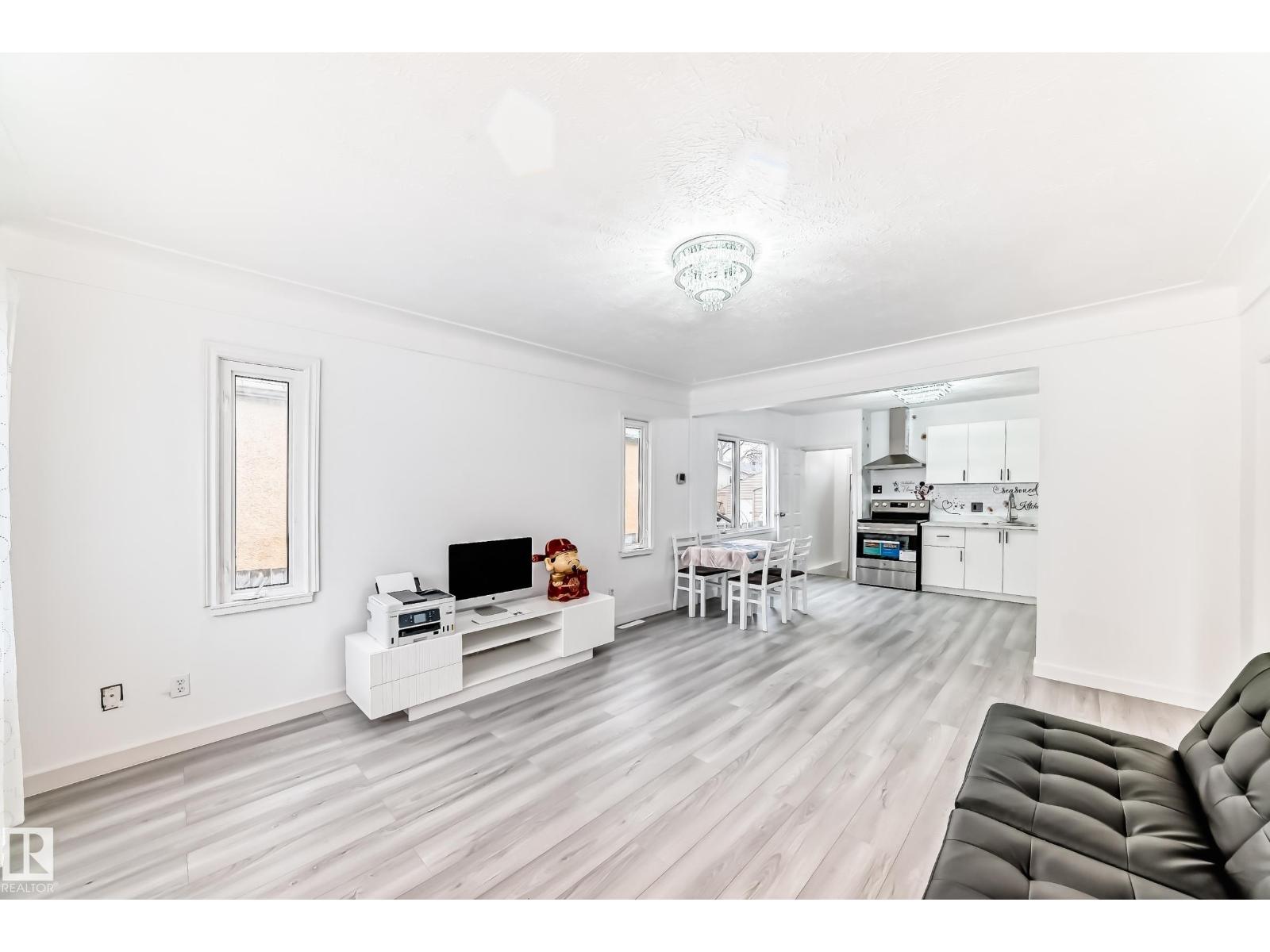 9221 110 Av NW, Edmonton, Alberta  T5H 1H2 - Photo 6 - E4482514