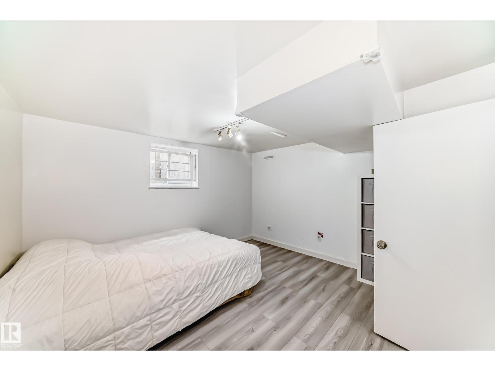 9221 110 Av NW, Edmonton, Alberta  T5H 1H2 - Photo 21 - E4482514