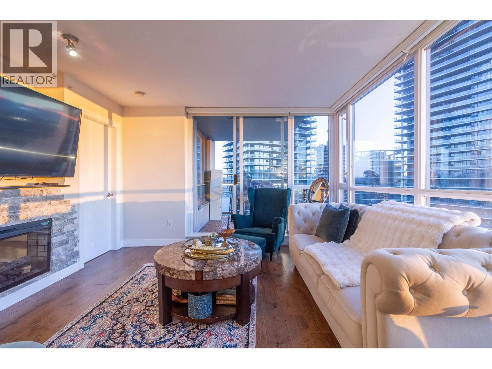 1202 4888 Brentwood Drive, Burnaby, British Columbia  V5C 0C6 - Photo 3 - R3116837