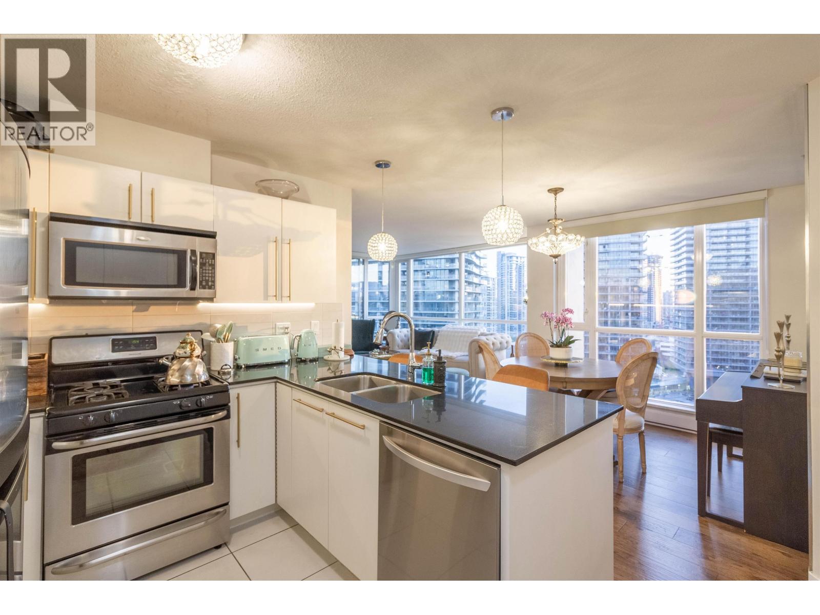 1202 4888 Brentwood Drive, Burnaby, British Columbia  V5C 0C6 - Photo 13 - R3116837