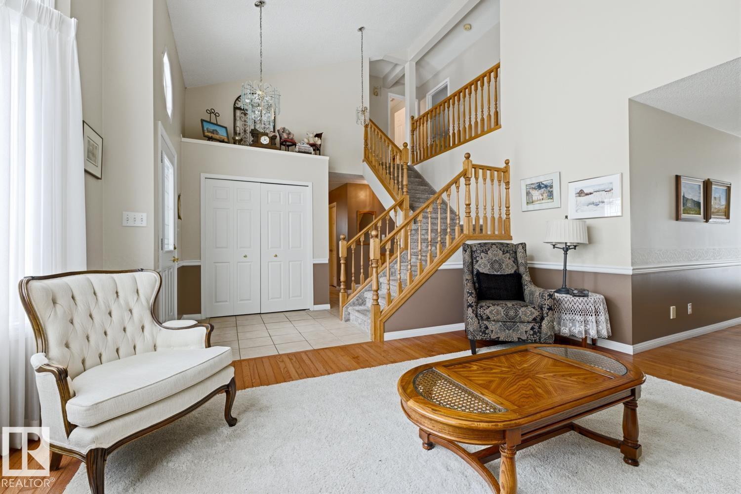 368 Ormsby Rd W Nw, Edmonton, Alberta  T5T 4X2 - Photo 5 - E4484514