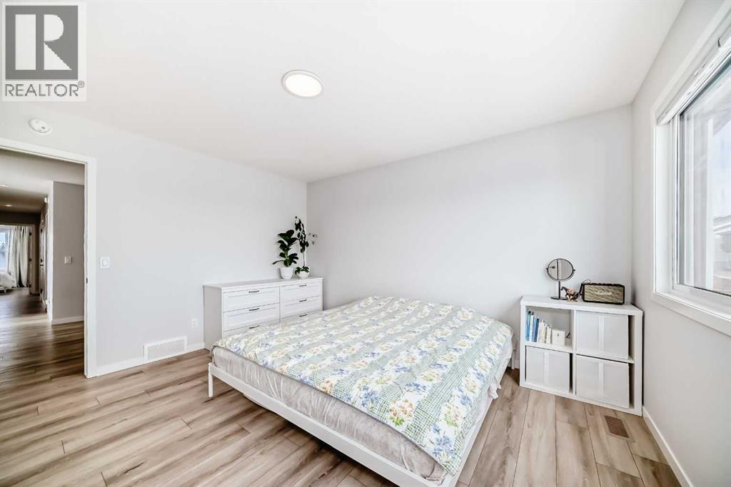 24 Royston Rise Nw, Calgary, Alberta  T3L 0J2 - Photo 18 - A2304204