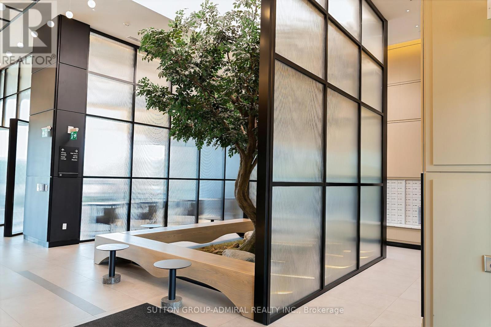 1307 - 3220 William Coltson Avenue, Oakville, Ontario  L6H 7X9 - Photo 3 - W13054798