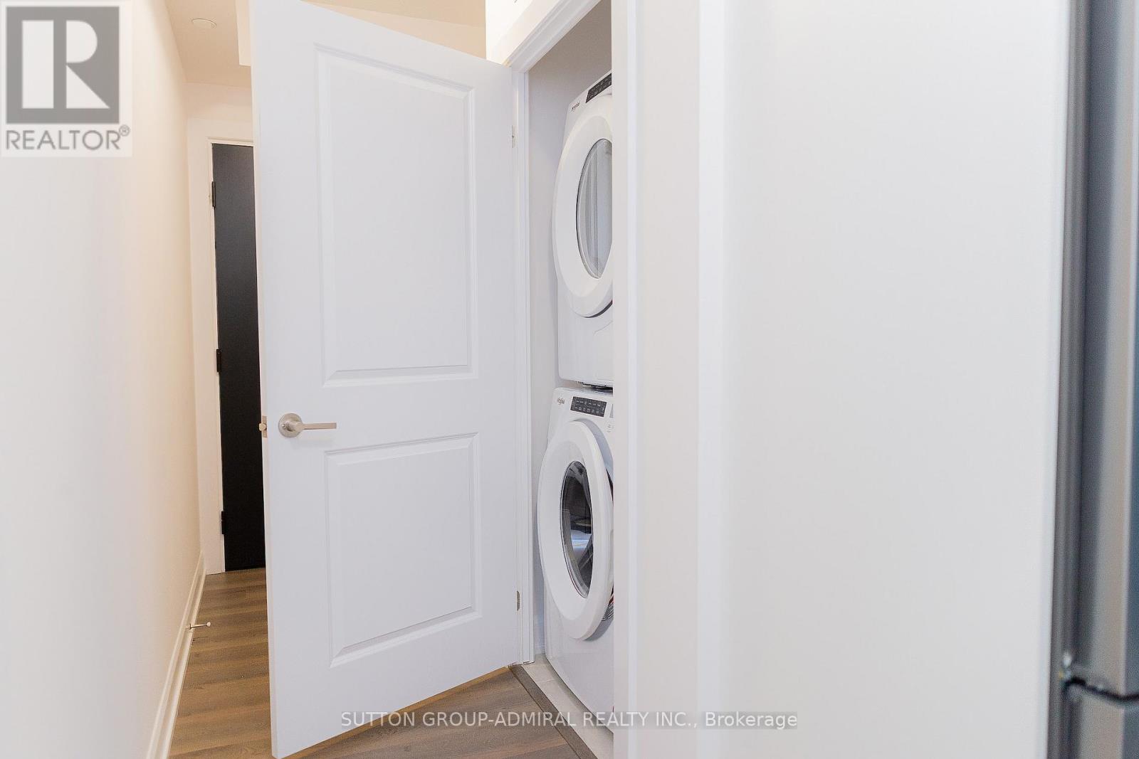 1307 - 3220 William Coltson Avenue, Oakville, Ontario  L6H 7X9 - Photo 7 - W13054798