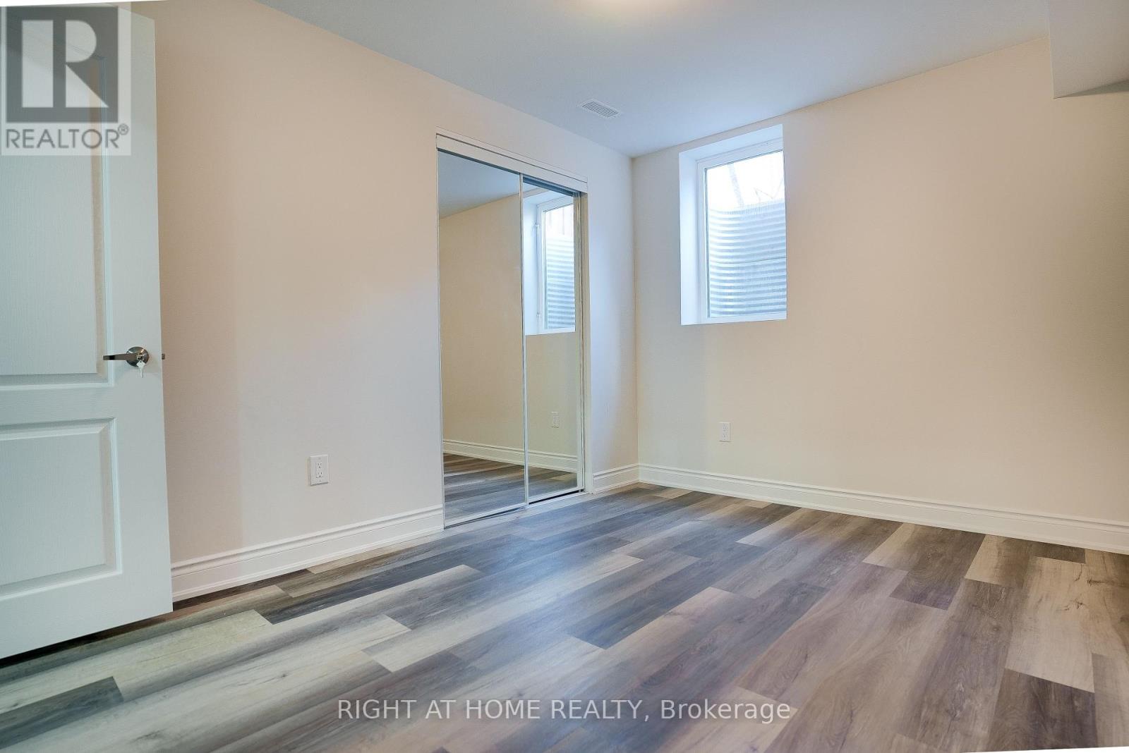 Bsmt - 440 Downes Jackson Heights, Milton, Ontario  L9T 8V7 - Photo 16 - W13054812