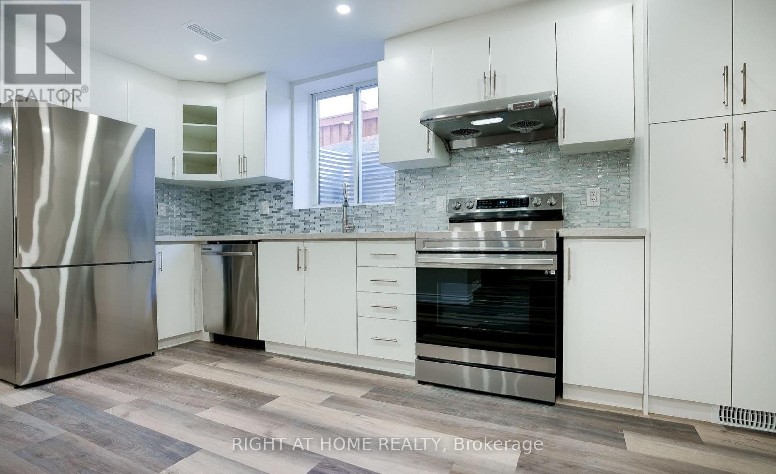 Bsmt - 440 Downes Jackson Heights, Milton, Ontario  L9T 8V7 - Photo 5 - W13054812