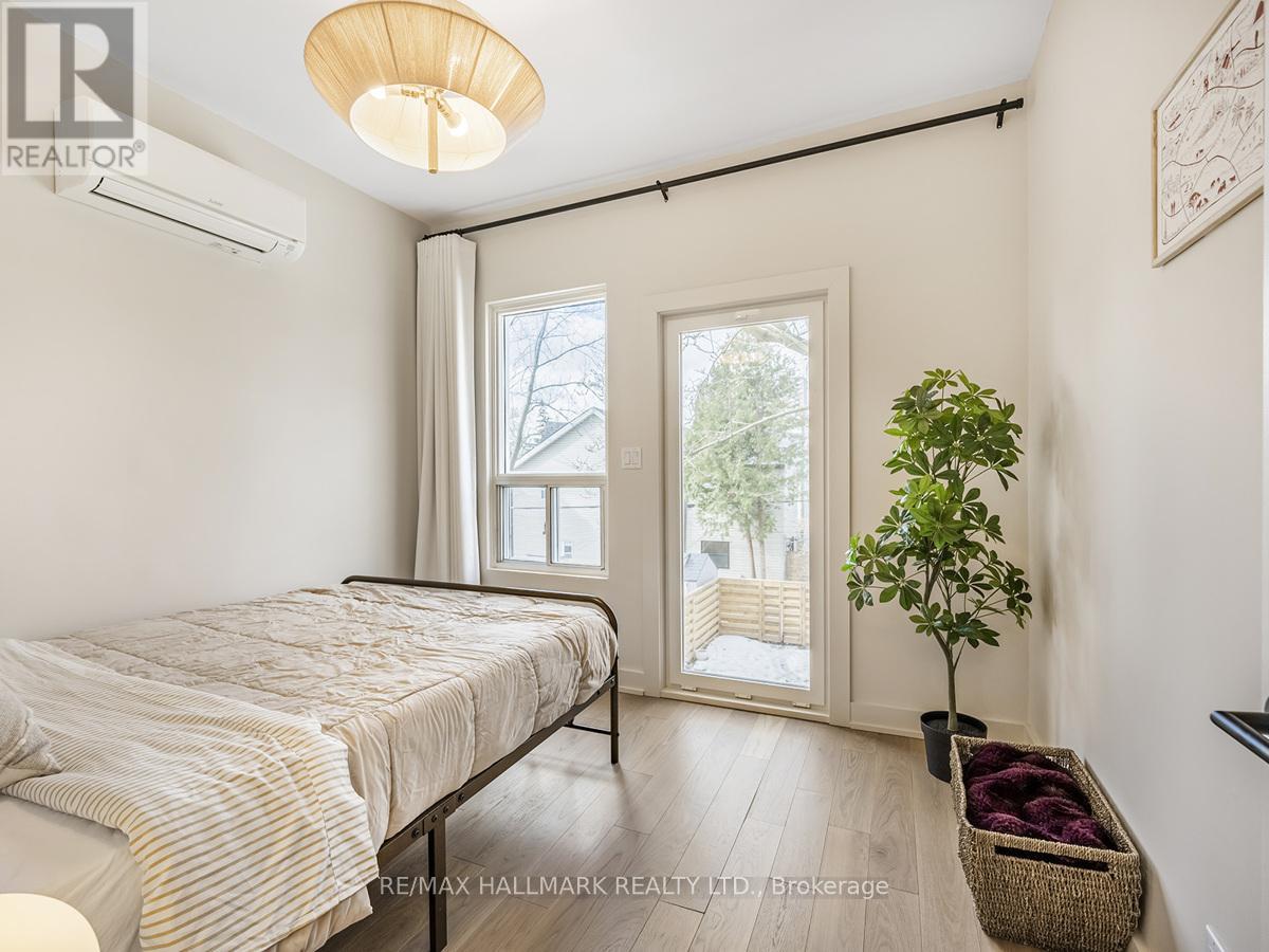 40 Fuller Avenue, Toronto, Ontario  M6R 2C3 - Photo 24 - W13054836