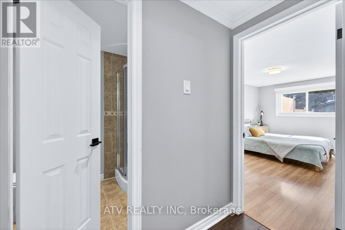 2504 Glamworth Crescent, Mississauga, Ontario  L5K 1G3 - Photo 33 - W13054868