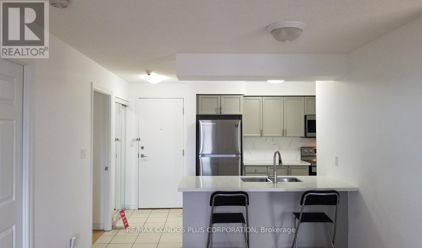 1509 - 3880 Duke Of York Boulevard, Mississauga, Ontario  L5B 4M7 - Photo 6 - W13054892