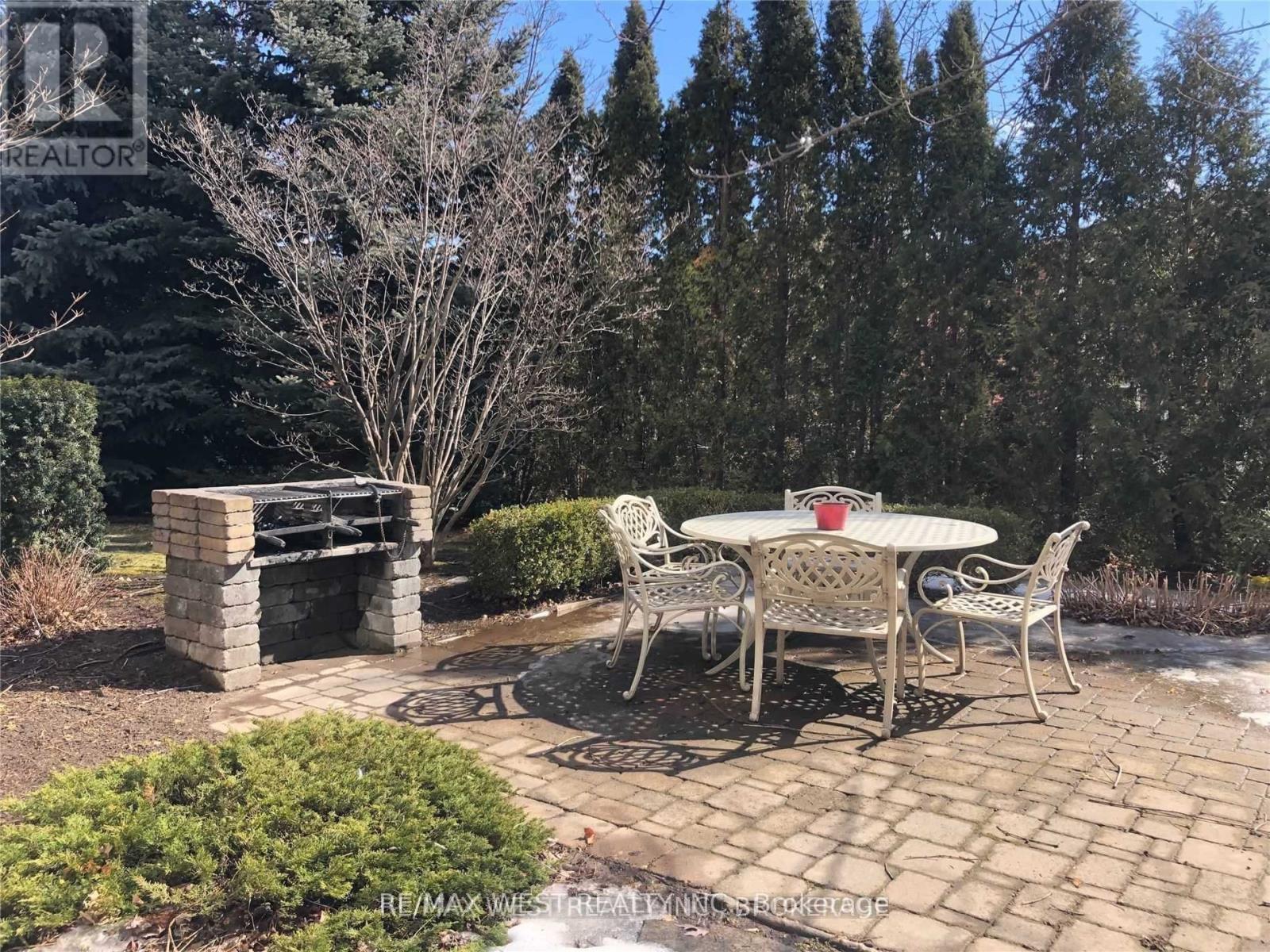 1007 - 300 Webb Drive, Mississauga, Ontario  L5B 3W3 - Photo 15 - W13054904