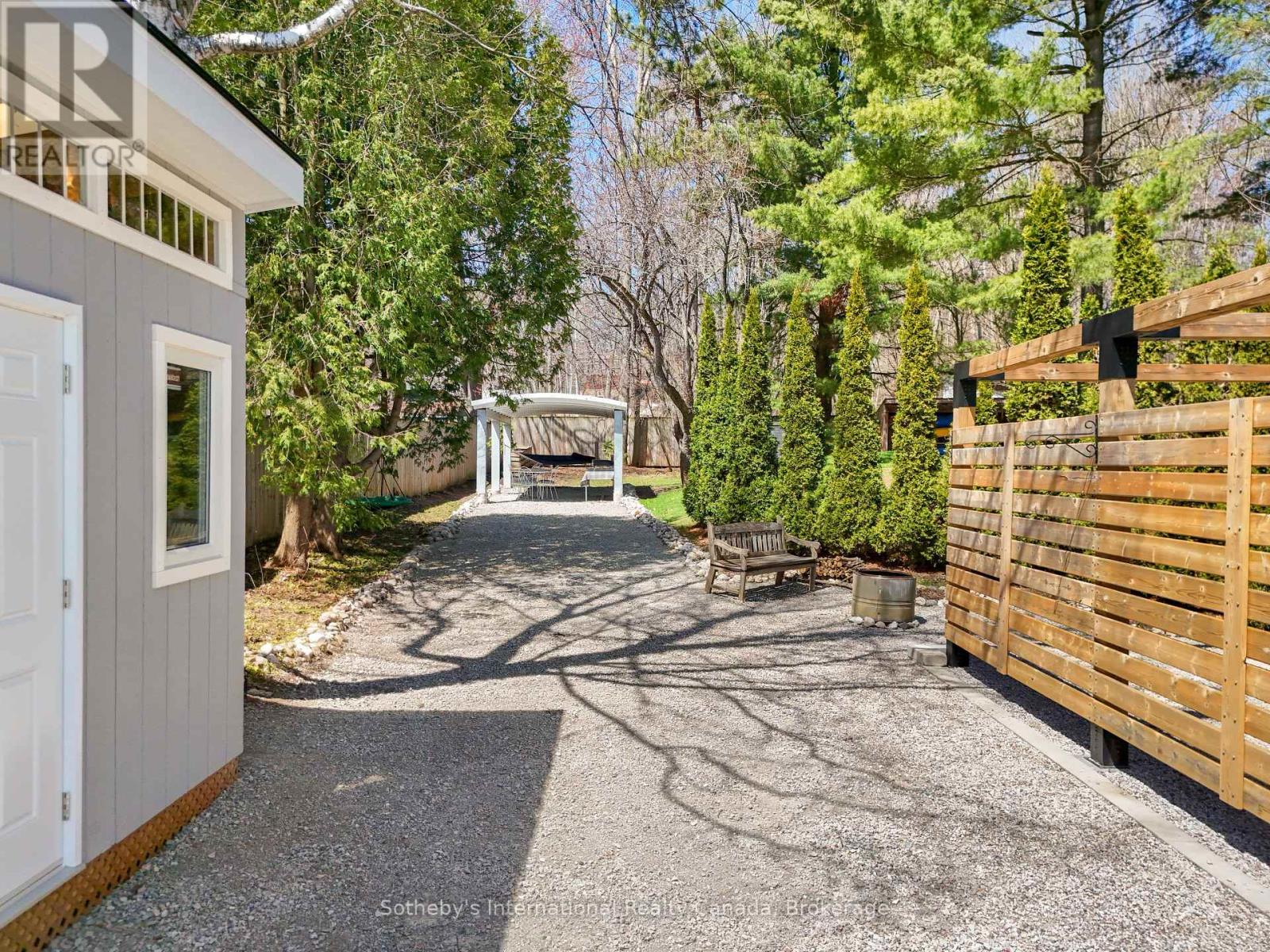 604 Champlain Road, Tiny, Ontario  L9M 0C2 - Photo 39 - S12765292