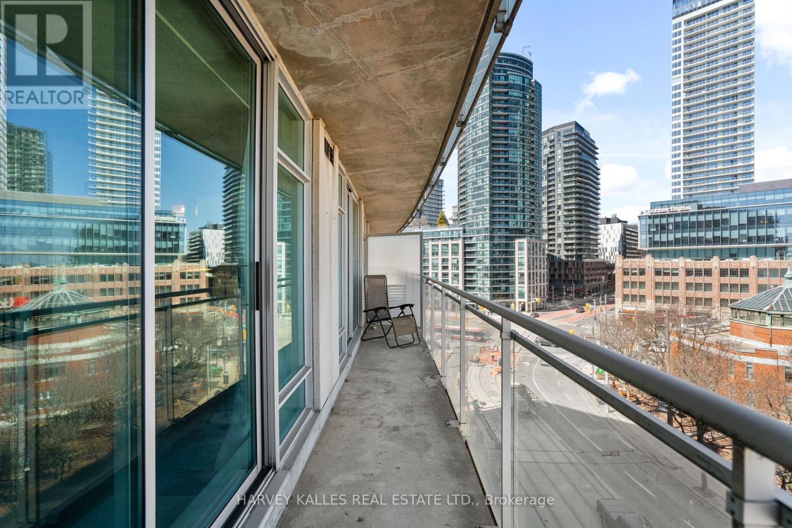 803 - 650 Queens Quay W, Toronto, Ontario  M5V 3N2 - Photo 22 - C13052574
