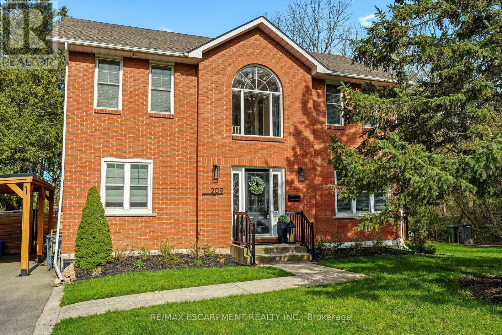 209 RIFLE RANGE ROAD, Hamilton, Ontario