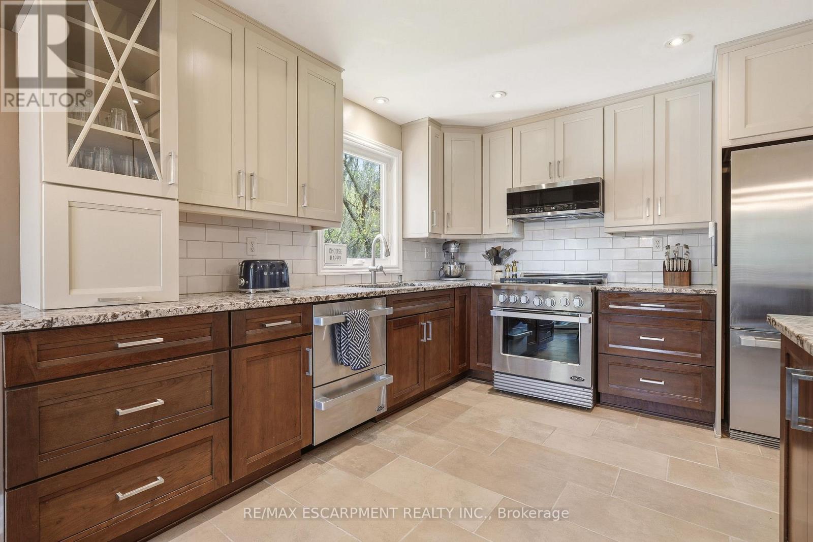 209 Rifle Range Road, Hamilton, Ontario  L8S 3B8 - Photo 15 - X13054896