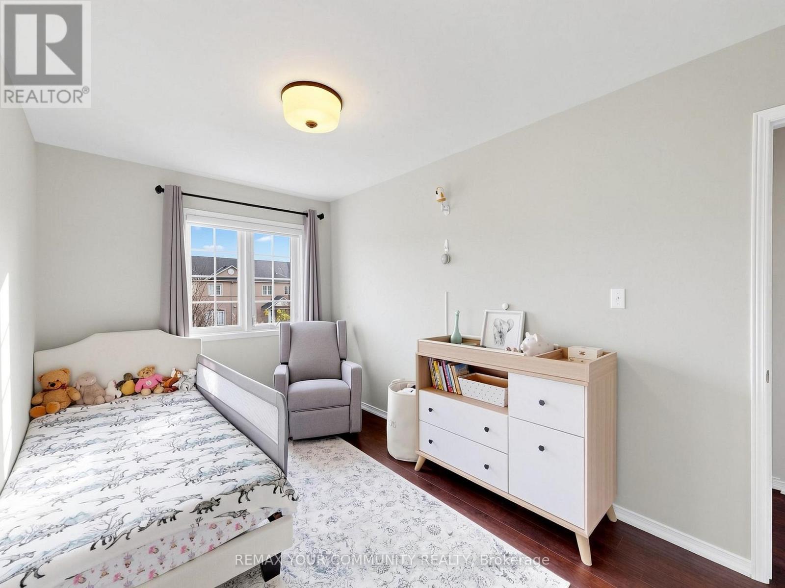 2327 Sutton Drive, Burlington, Ontario  L7L 6Y9 - Photo 37 - W13052756