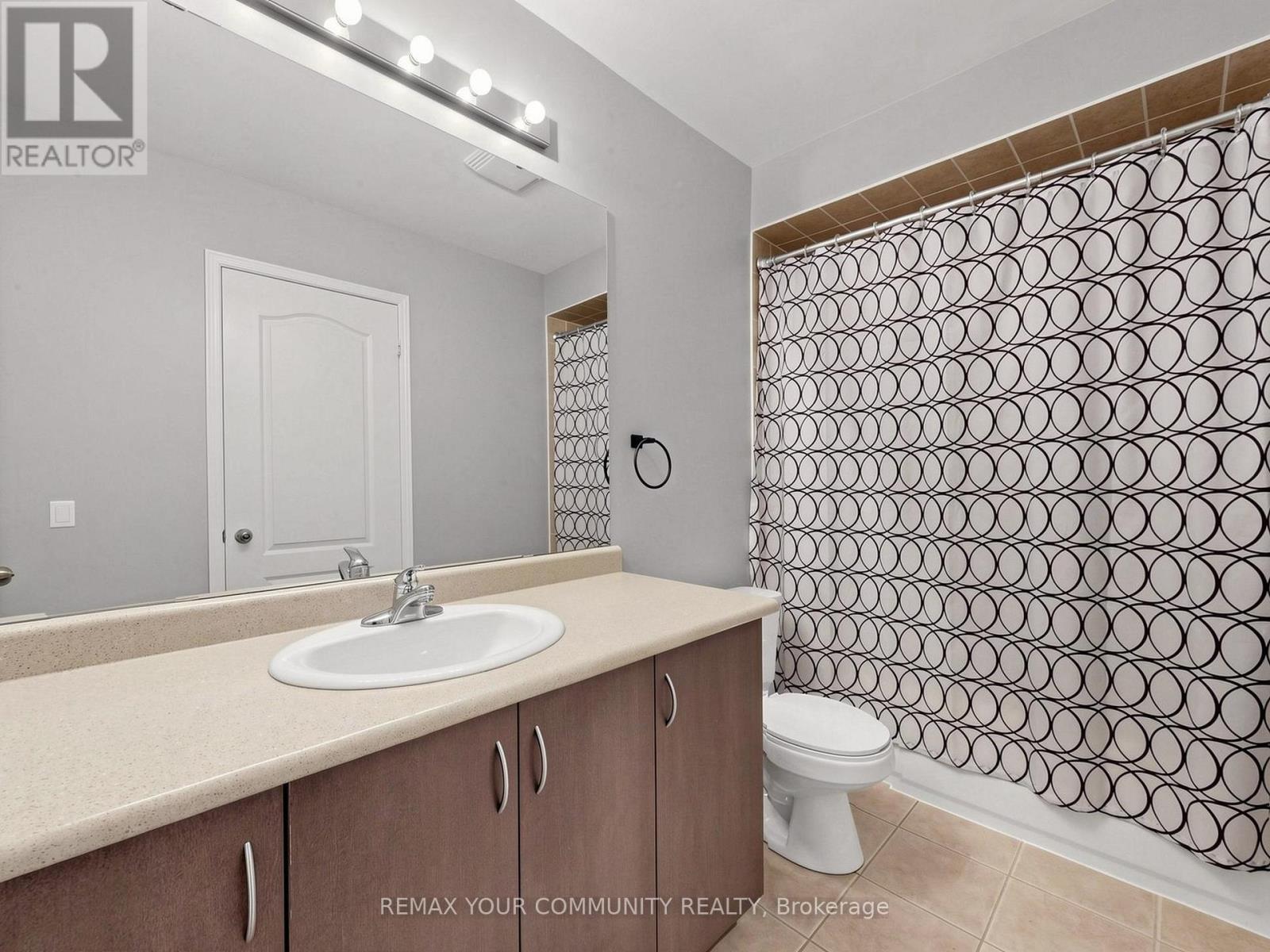 2327 Sutton Drive, Burlington, Ontario  L7L 6Y9 - Photo 38 - W13052756