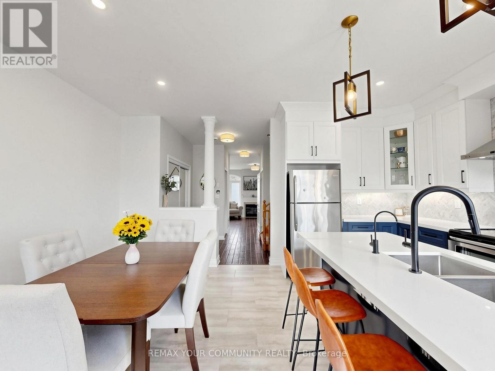 2327 Sutton Drive, Burlington, Ontario  L7L 6Y9 - Photo 20 - W13052756