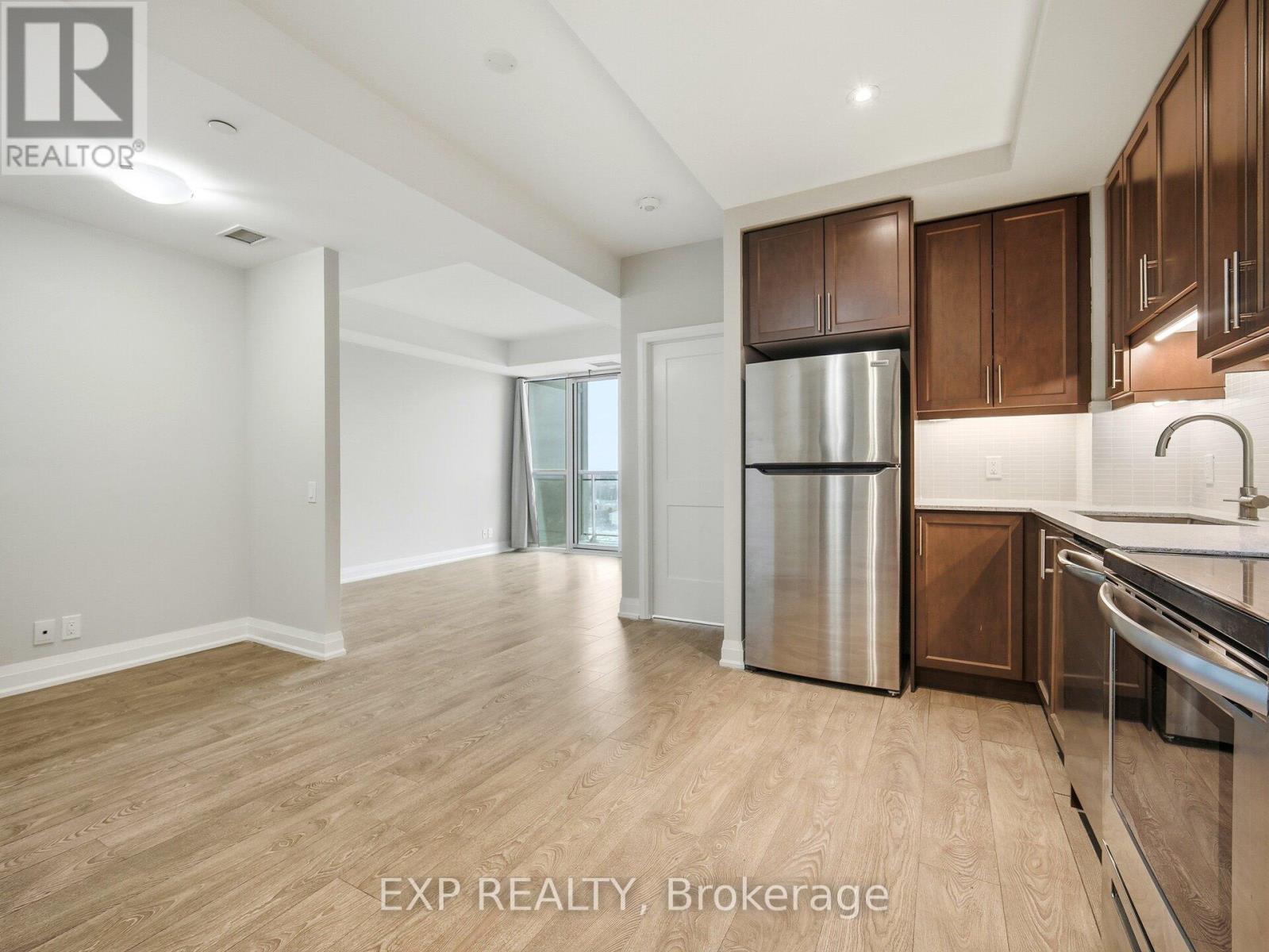 903 - 15 Lynch Street, Brampton, Ontario  L6W 0C7 - Photo 5 - W12687624