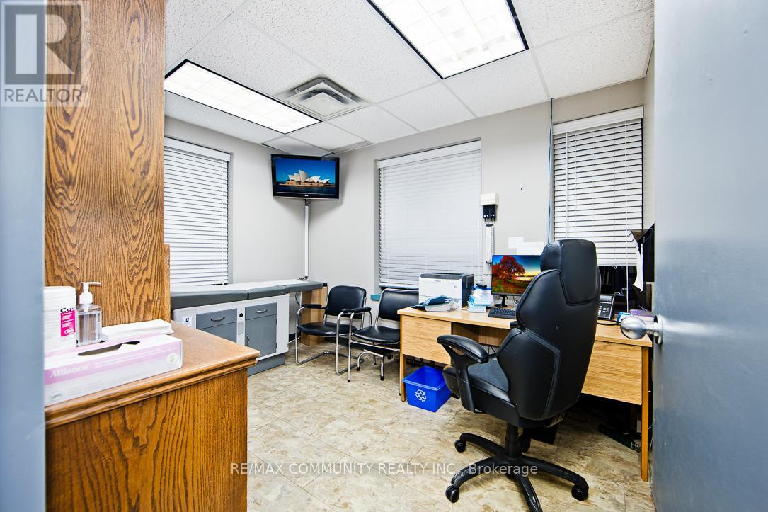 1400 Ritson Road North Road N, Oshawa, Ontario  L1G 7W4 - Photo 25 - E12406733