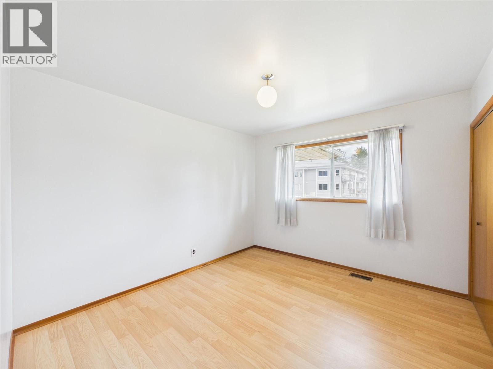 513 Hurry Avenue, Cranbrook, British Columbia  V1C 4C2 - Photo 12 - 10384959