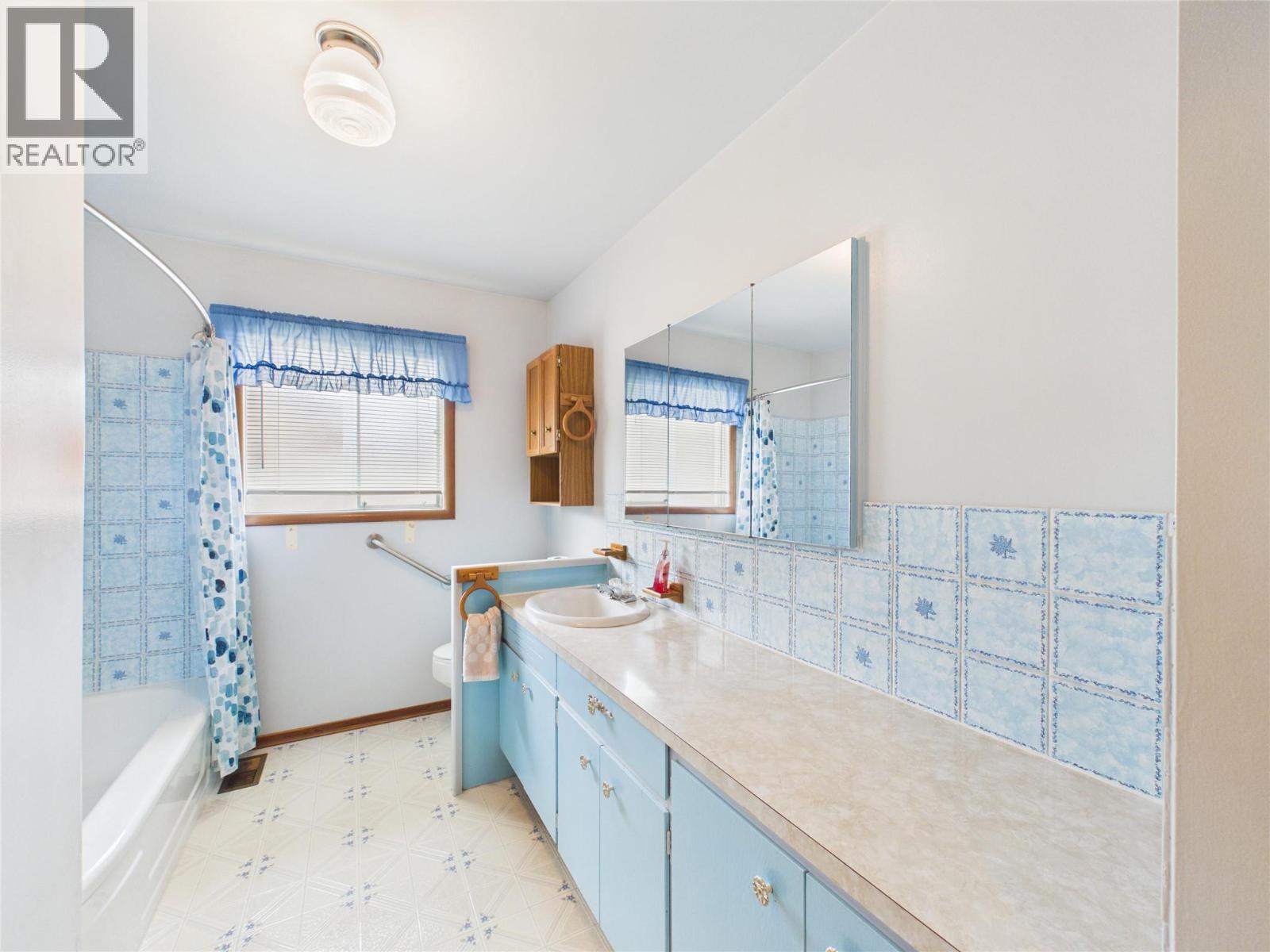 513 Hurry Avenue, Cranbrook, British Columbia  V1C 4C2 - Photo 13 - 10384959