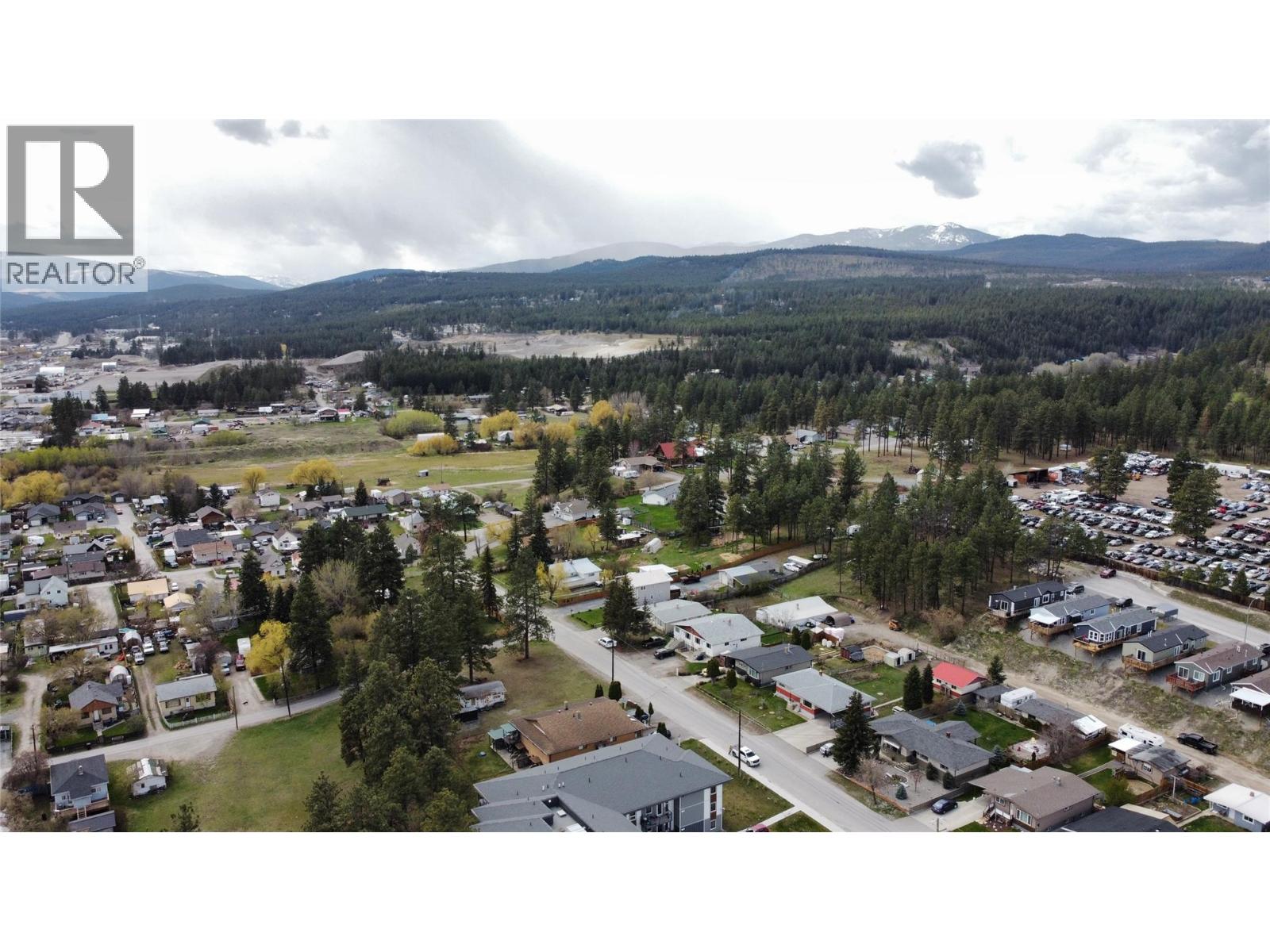 513 Hurry Avenue, Cranbrook, British Columbia  V1C 4C2 - Photo 37 - 10384959