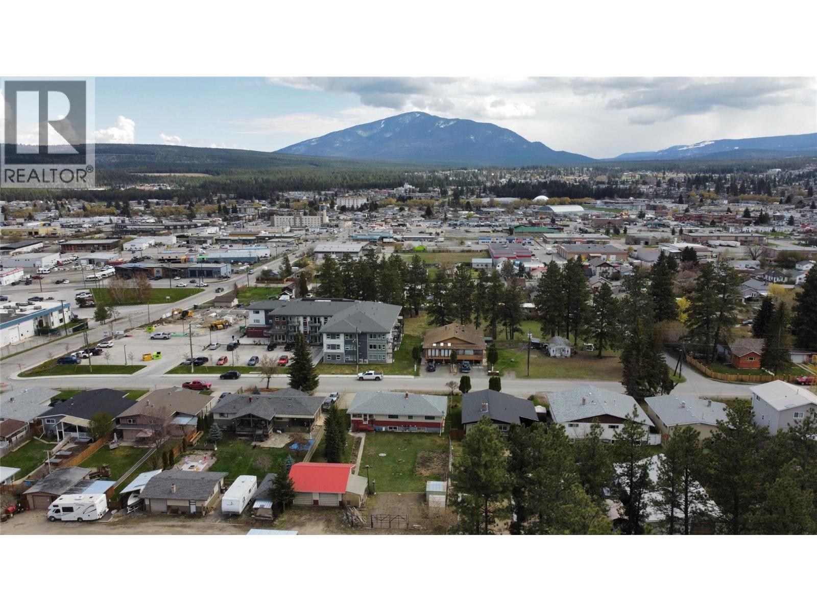 513 Hurry Avenue, Cranbrook, British Columbia  V1C 4C2 - Photo 39 - 10384959