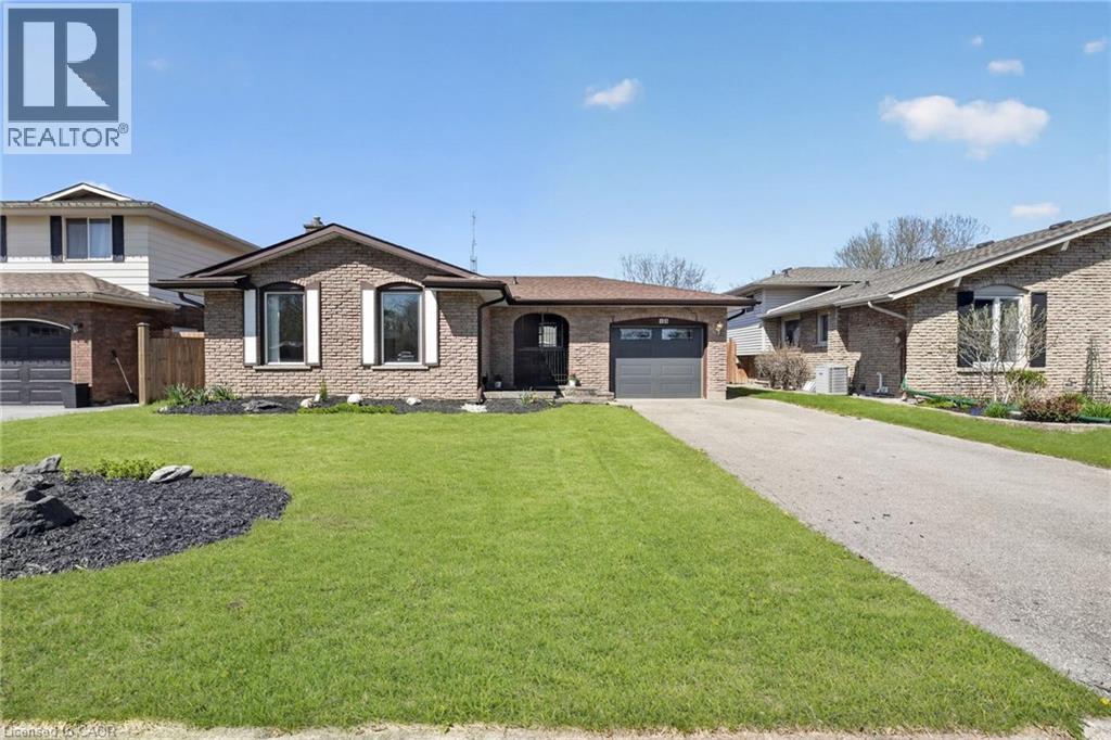 13 Cascade Court, St. Catharines, Ontario  L2P 1T5 - Photo 2 - 40825123