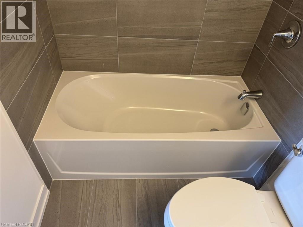 25 Palace Street Unit# P24, Kitchener, Ontario  N2E 3M6 - Photo 2 - 40824861