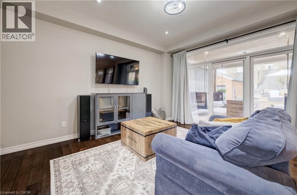 69 Theodore Schuler Boulevard, New Hamburg, Ontario  N3A 0B9 - Photo 5 - 40823575