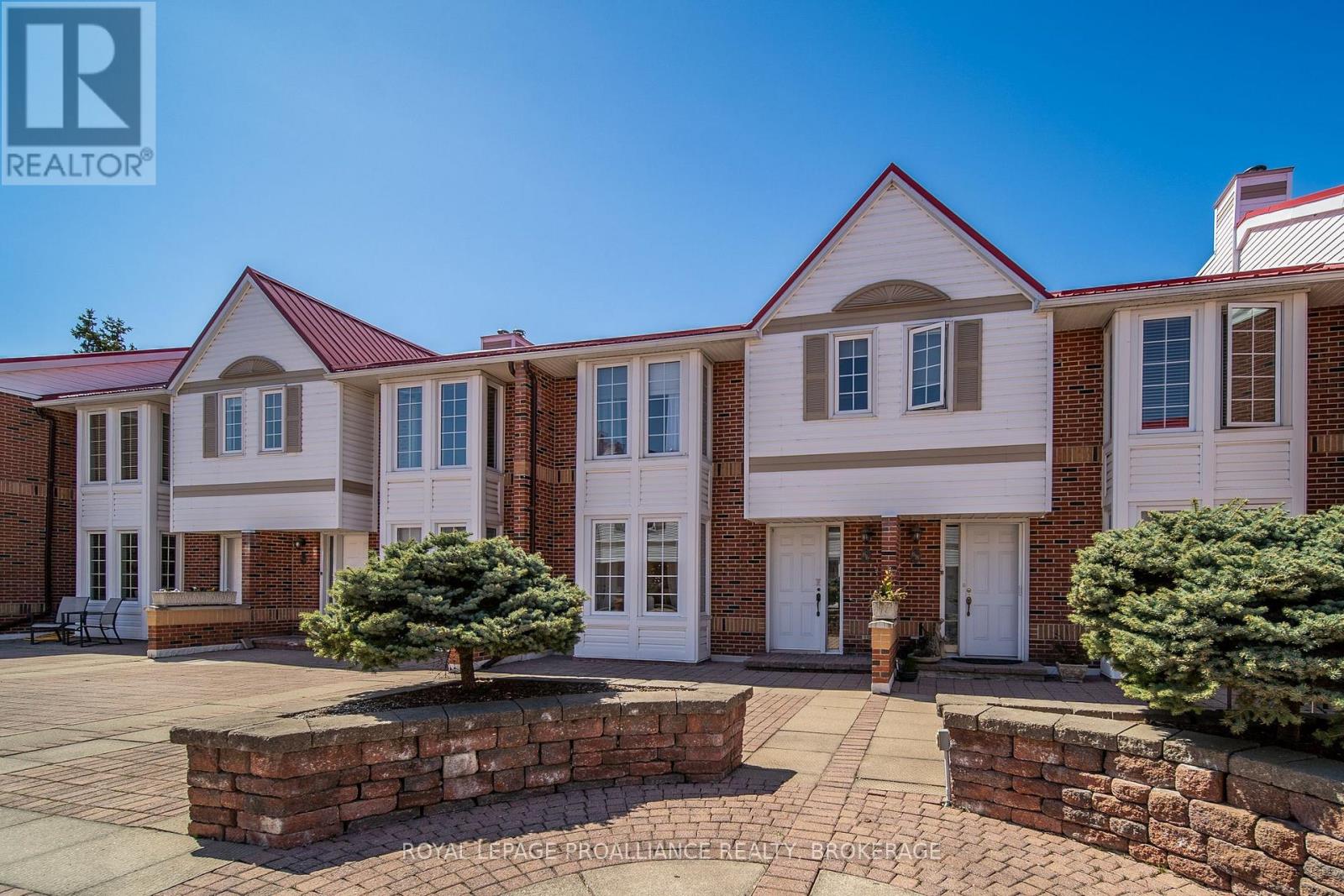 66 - 1 PLACE D'ARMES, kingston (east of sir john a. blvd), Ontario