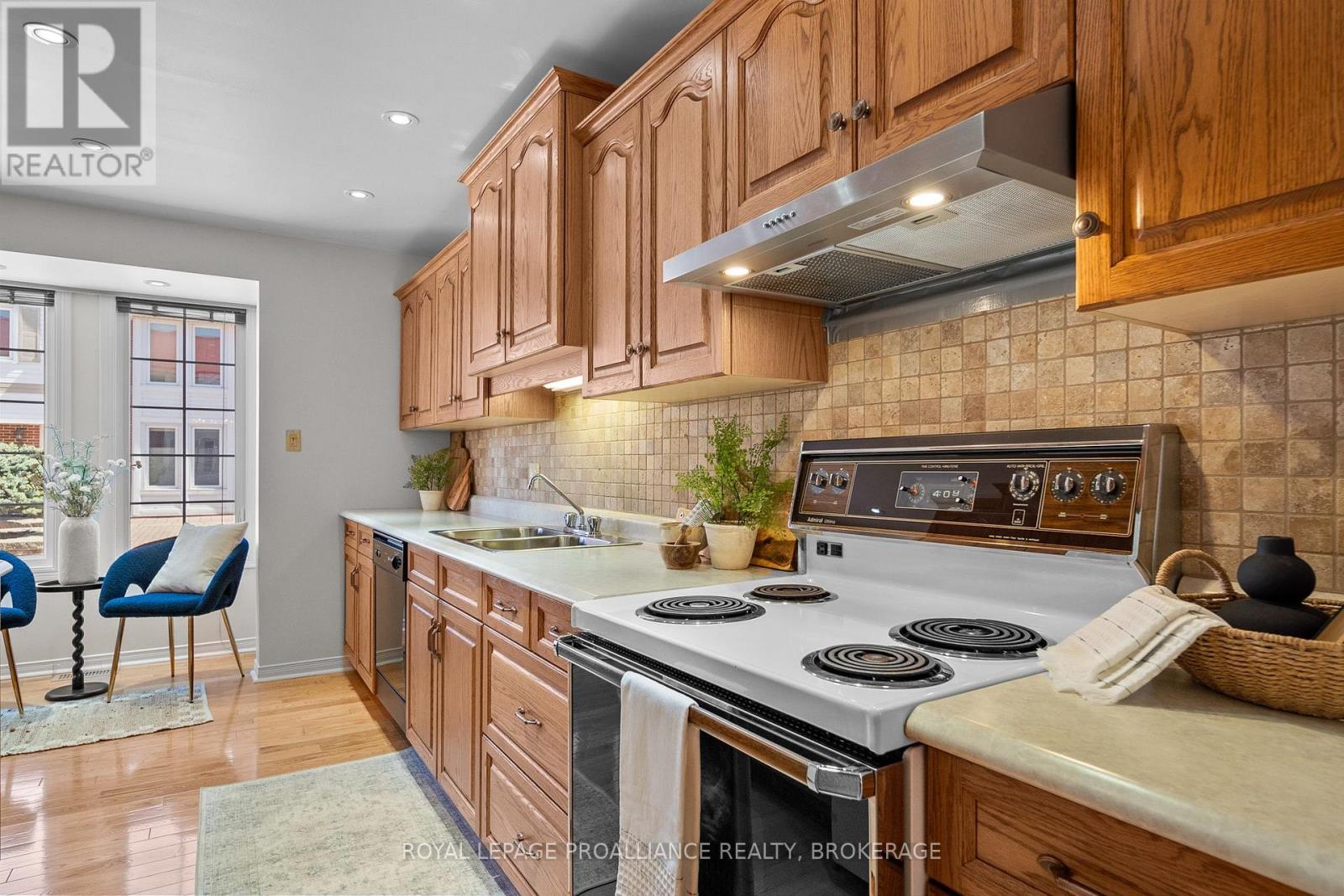 66 - 1 Place D'armes, Kingston (East Of Sir John A. Blvd), Ontario  K7K 6S4 - Photo 14 - X13054944