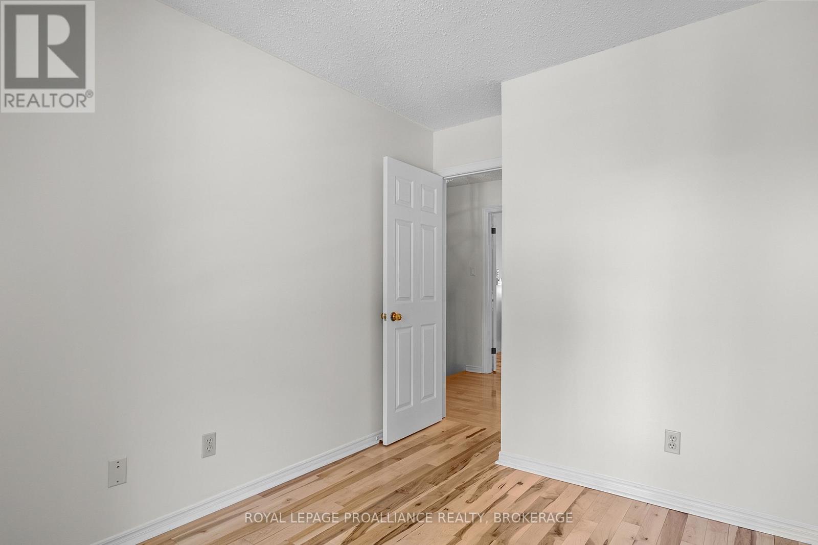 66 - 1 Place D'armes, Kingston (East Of Sir John A. Blvd), Ontario  K7K 6S4 - Photo 23 - X13054944