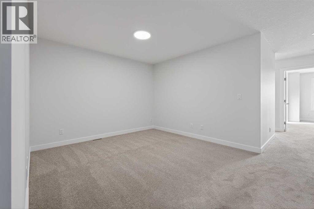 159 Greenwich Drive NW, Calgary, Alberta  T3B 6N9 - Photo 19 - A2288424