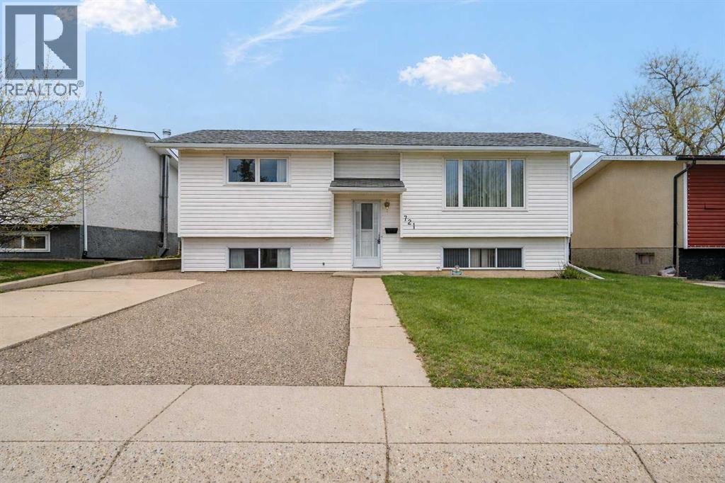 721 6 Street Se, Redcliff, Alberta  T0J 2P0 - Photo 1 - A2303834